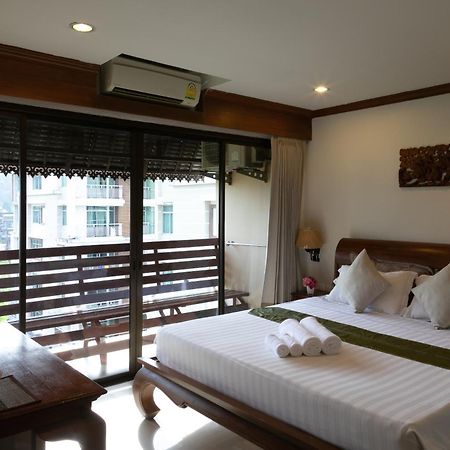 Best Venue Hotel Patong Exterior foto